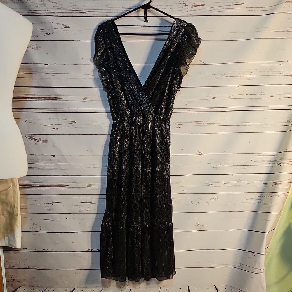 June & Hudson Black Backless Dress with V-Neck and Flutter Sleeves size Medium